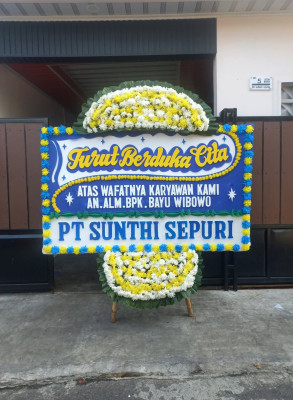 Papan Bunga Duka di Sirombu